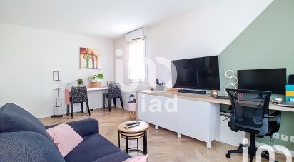 Apartment 3 rooms of 65 m² in Combs-la-Ville (77380)