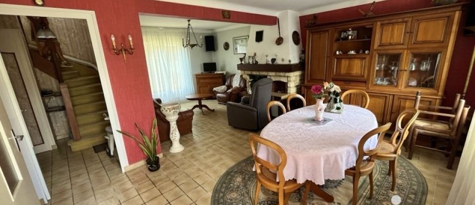 Traditional house 5 rooms of 124 m² in Saint-Joachim (44720)