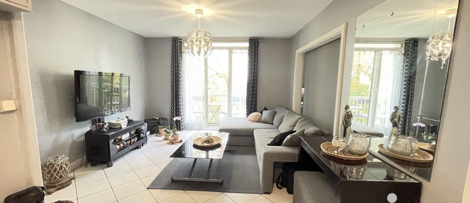 Appartement 4 pièces de 69 m² à Ablon-sur-Seine (94480)