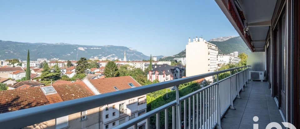 Appartement 4 pièces de 98 m² à Grenoble (38100)