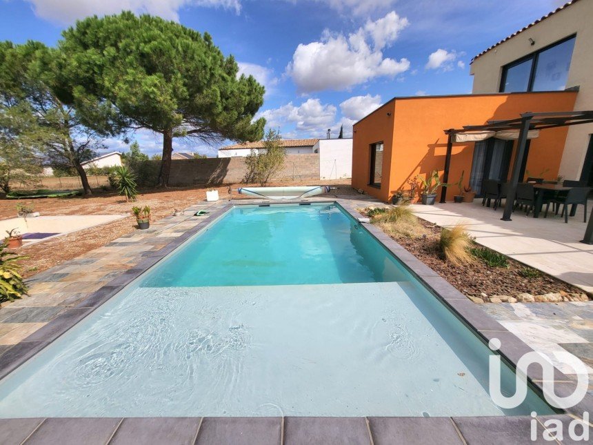 House 8 rooms of 230 m² in Sallèles-d'Aude (11590)