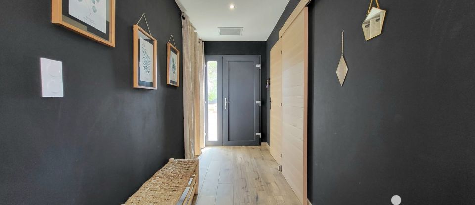 Maison 8 pièces de 230 m² à Sallèles-d'Aude (11590)