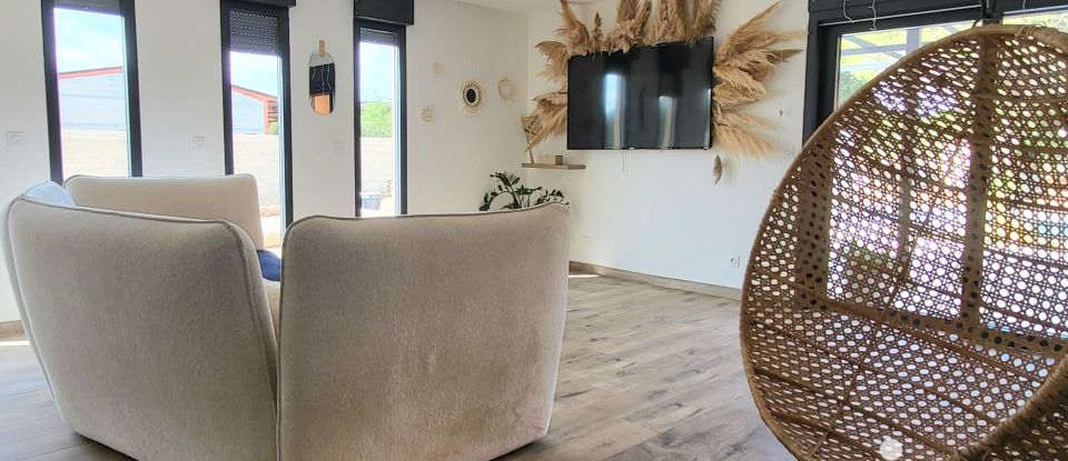 Maison 8 pièces de 230 m² à Sallèles-d'Aude (11590)