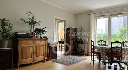 Apartment 3 rooms of 57 m² in LE CHESNAY-ROCQUENCOURT (78150)