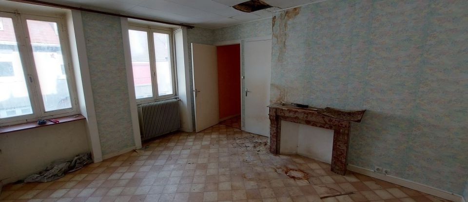 Maison 7 pièces de 149 m² à Pont-de-Poitte (39130)