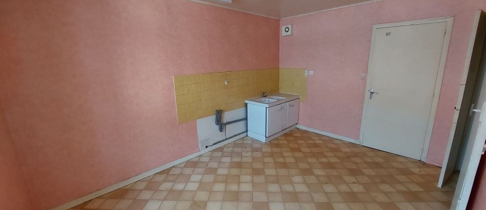 Maison 7 pièces de 149 m² à Pont-de-Poitte (39130)