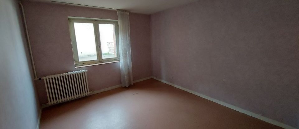 Maison 7 pièces de 149 m² à Pont-de-Poitte (39130)