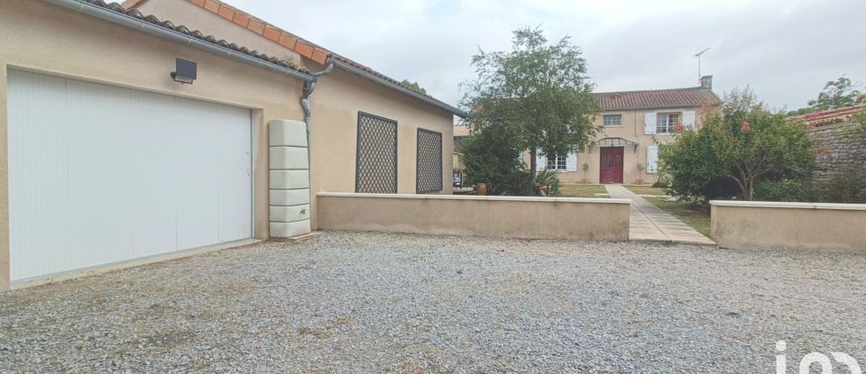 Maison 6 pièces de 163 m² à Neuville-de-Poitou (86170)