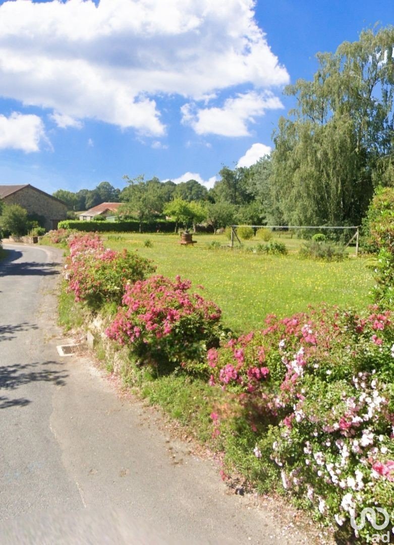 Terrain de 2 285 m² à Limoges (87100)