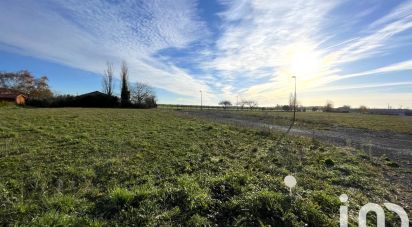 Land of 619 m² in Fors (79230)