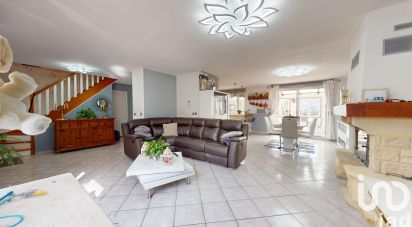 Maison traditionnelle 7 pièces de 135 m² à Montigny-Lencoup (77520)