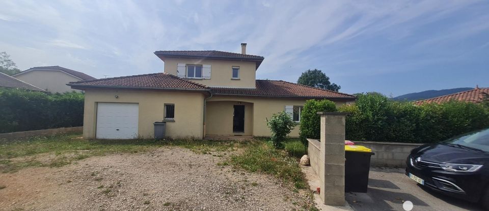 Maison 4 pièces de 105 m² à Béard-Géovreissiat (01460)