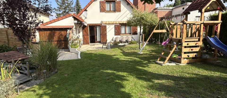 Maison traditionnelle 4 pièces de 76 m² à Mériel (95630)