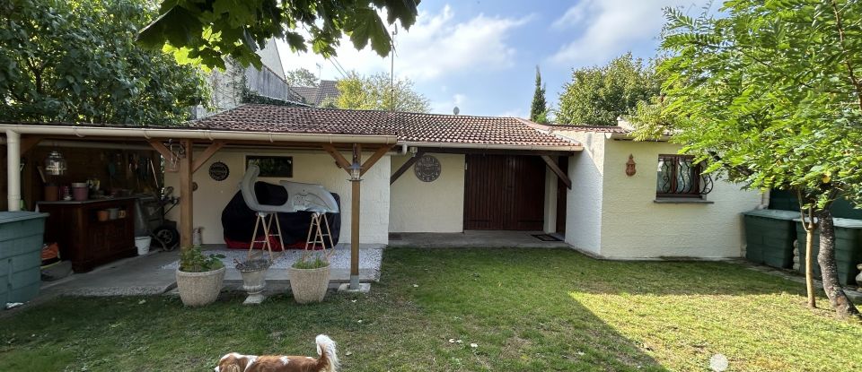 Traditional house 4 rooms of 76 m² in Mériel (95630)