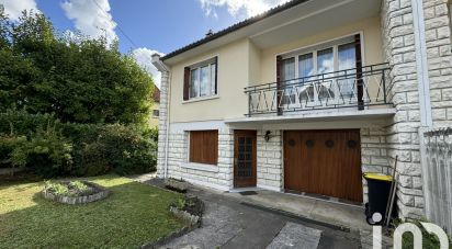 House 4 rooms of 103 m² in Saint-Michel-sur-Orge (91240)