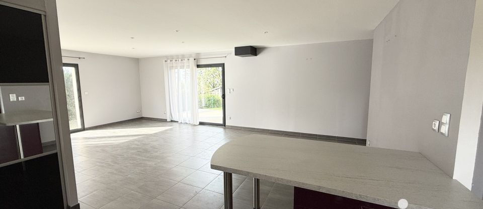 Maison 4 pièces de 112 m² à Lunan (46100)