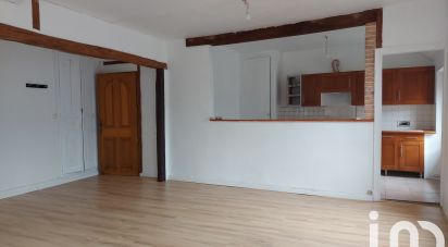 Apartment 2 rooms of 65 m² in Villeblevin (89340)