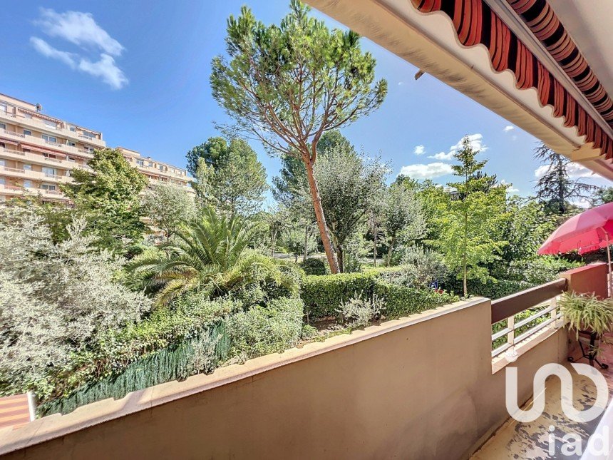 Appartement 3 pièces de 63 m² à Aix-en-Provence (13090)