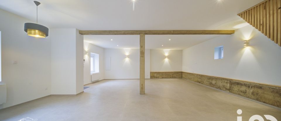 Duplex 6 pièces de 136 m² à Pouilly (57420)