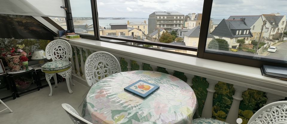 Apartment 3 rooms of 67 m² in Saint-Malo (35400)