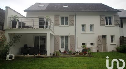 Maison traditionnelle 7 pièces de 155 m² à Arette (64570)