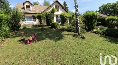 House 6 rooms of 125 m² in Villeneuve-sur-Yonne (89500)