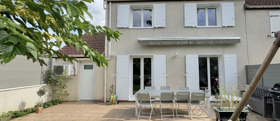 House 7 rooms of 103 m² in Soisy-sur-Seine (91450)