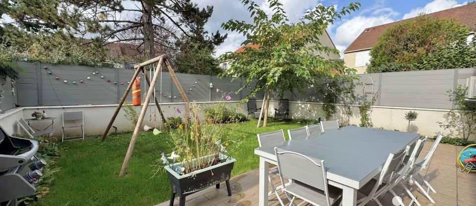 Maison 7 pièces de 125 m² à Soisy-sur-Seine (91450)