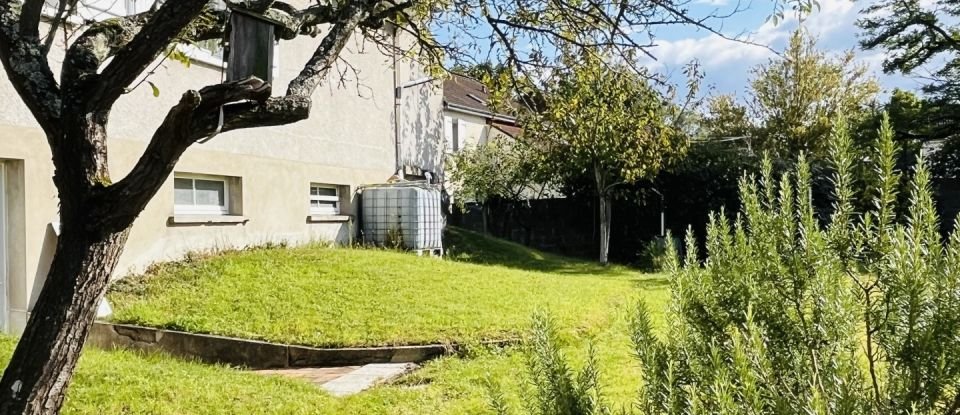 Maison 6 pièces de 191 m² à Fleury-les-Aubrais (45400)