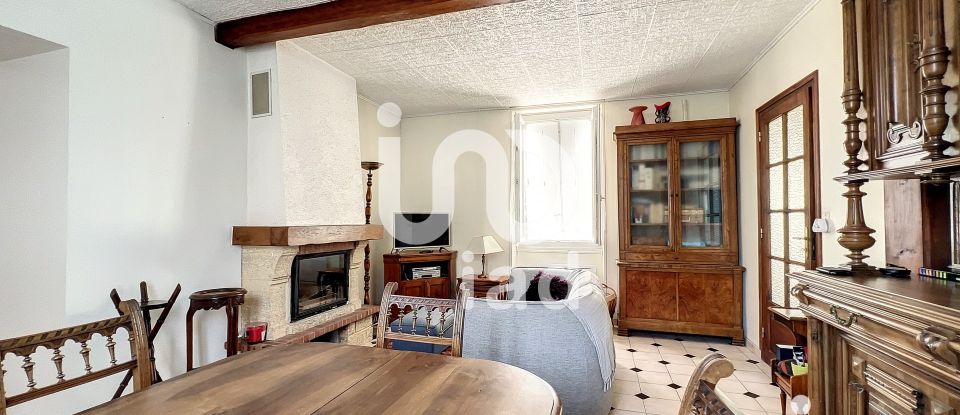 Traditional house 6 rooms of 140 m² in Châtelaillon-Plage (17340)