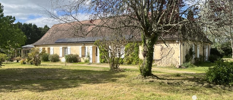 Longère 10 pièces de 260 m² à Bergerac (24100)