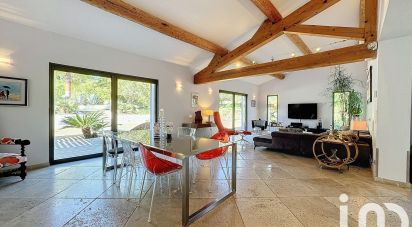 House 5 rooms of 181 m² in Grimaud (83310)