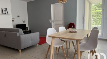 Appartement 2 pièces de 49 m² à Tours (37100)