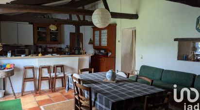 Village house 5 rooms of 180 m² in Meschers-sur-Gironde (17132)