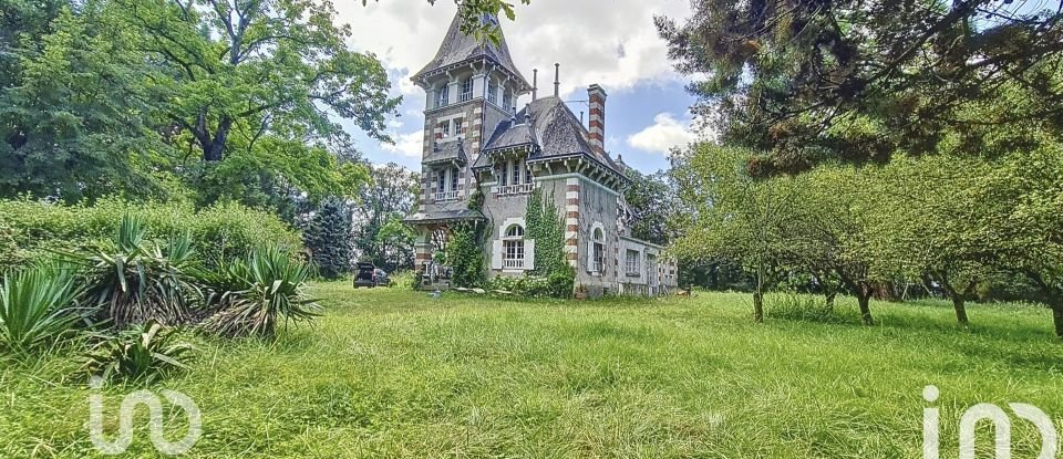 Manor 9 rooms of 368 m² in Ferrière-sur-Beaulieu (37600)