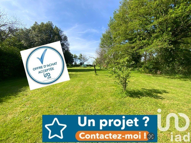 Land of 2,177 m² in Guenrouet (44530)