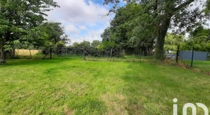 Land of 903 m² in Vignacourt (80650)