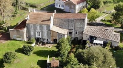 House 14 rooms of 270 m² in Marcillac (33860)