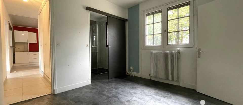 Maison traditionnelle 6 pièces de 120 m² à Muids (27430)