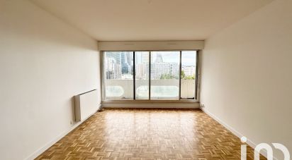 Appartement 4 pièces de 77 m² à Courbevoie (92400)