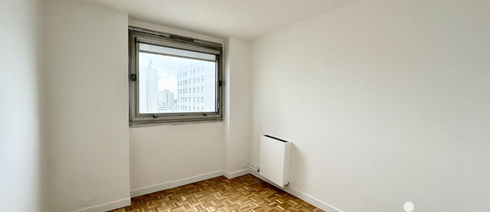 Apartment 4 rooms of 77 m² in Courbevoie (92400)