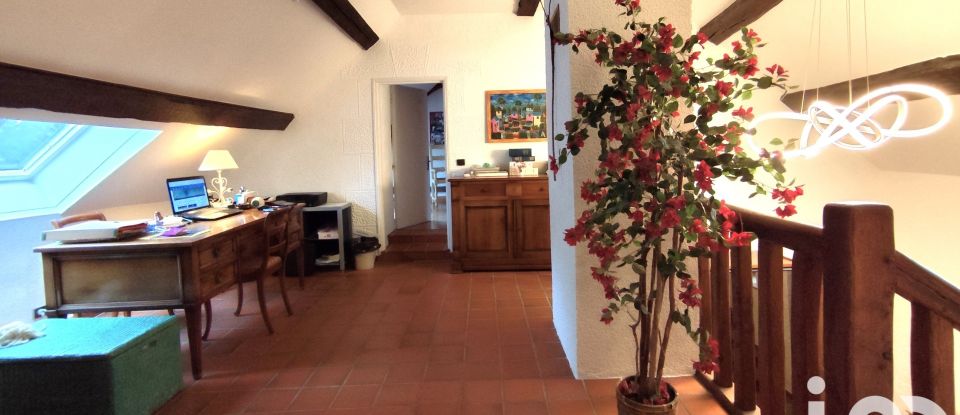 Longere 6 rooms of 192 m² in Ingré (45140)