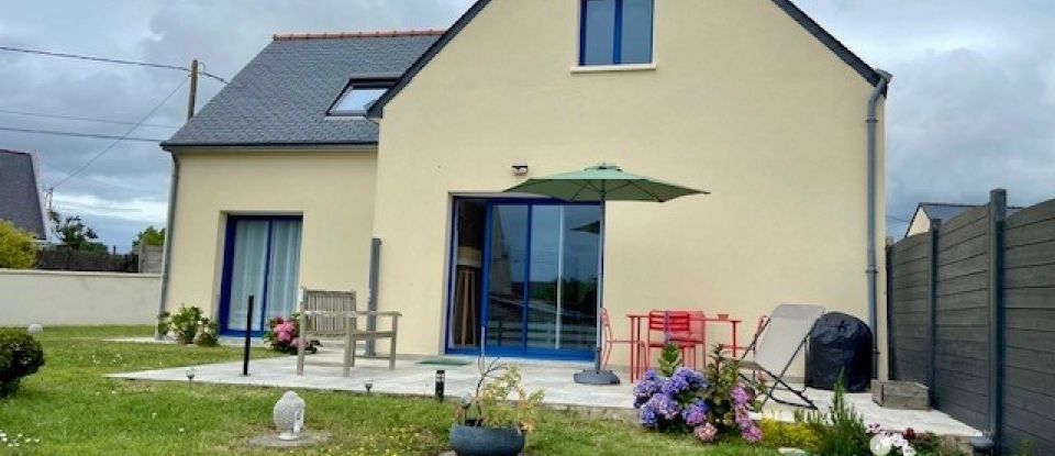 Maison 7 pièces de 133 m² à Plozévet (29710)