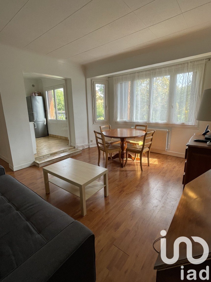 Appartement 2 pièces de 46 m² à Soisy-sur-Seine (91450)