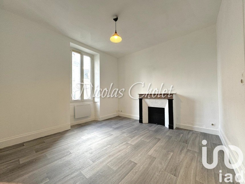 Maison de ville 5 pièces de 82 m² à Segré (49500)