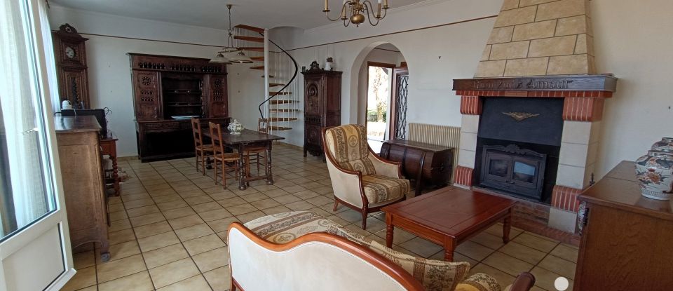 House 5 rooms of 97 m² in Criel-sur-Mer (76910)