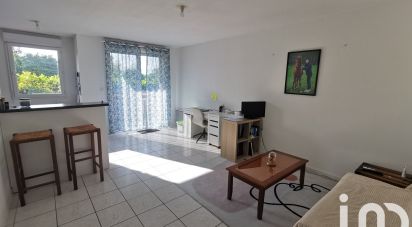 Appartement 2 pièces de 44 m² à Cavignac (33620)