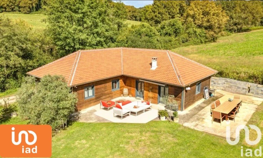 Maison 6 pièces de 140 m² à Labastide-Monréjeau (64170)