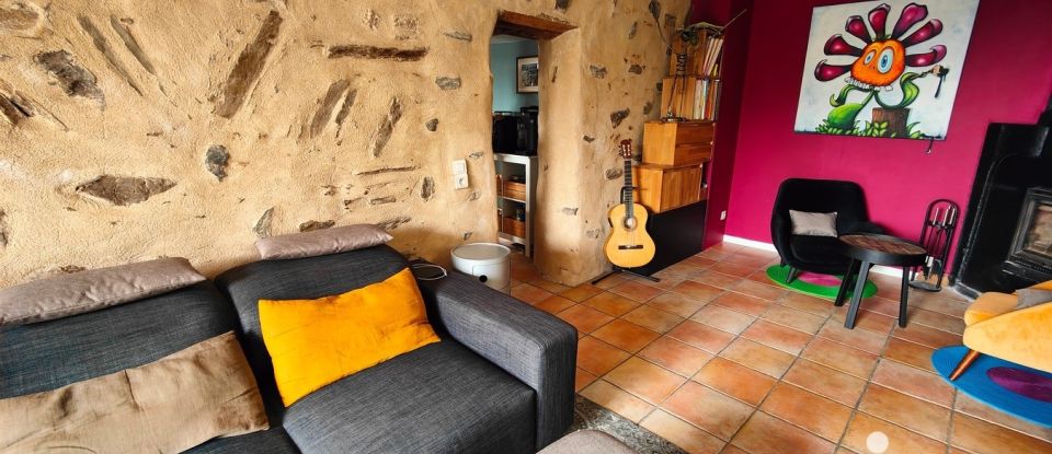 Village house 4 rooms of 92 m² in Cabrerolles (34480)