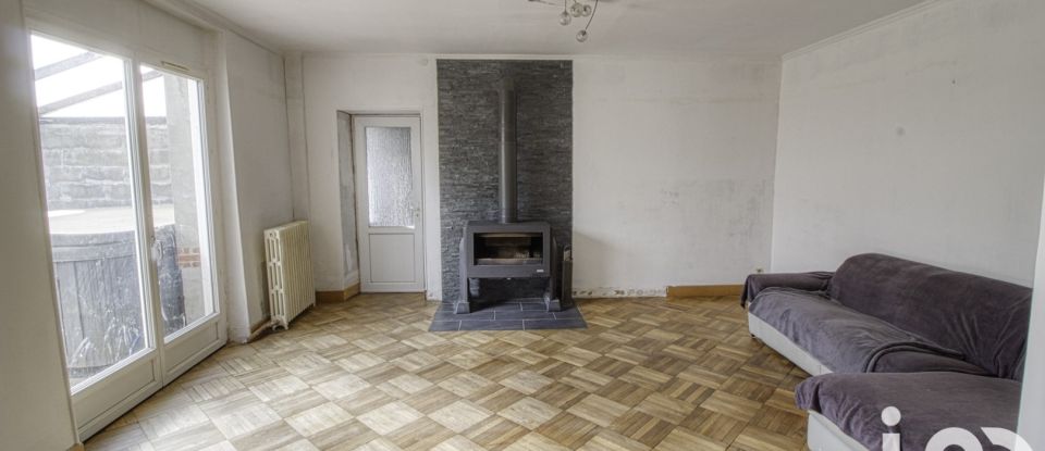 Village house 5 rooms of 172 m² in Greneville-en-Beauce (45480)